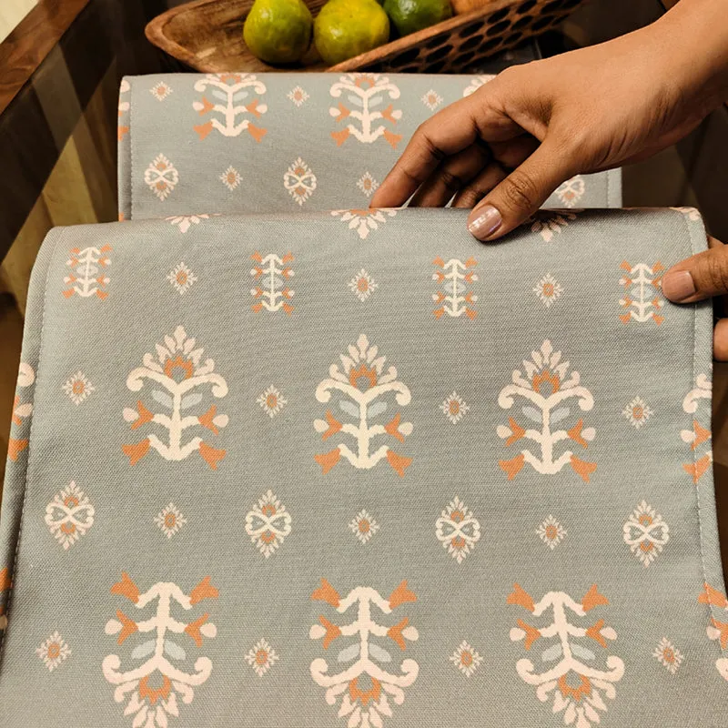Drapelle Table Runner media 4