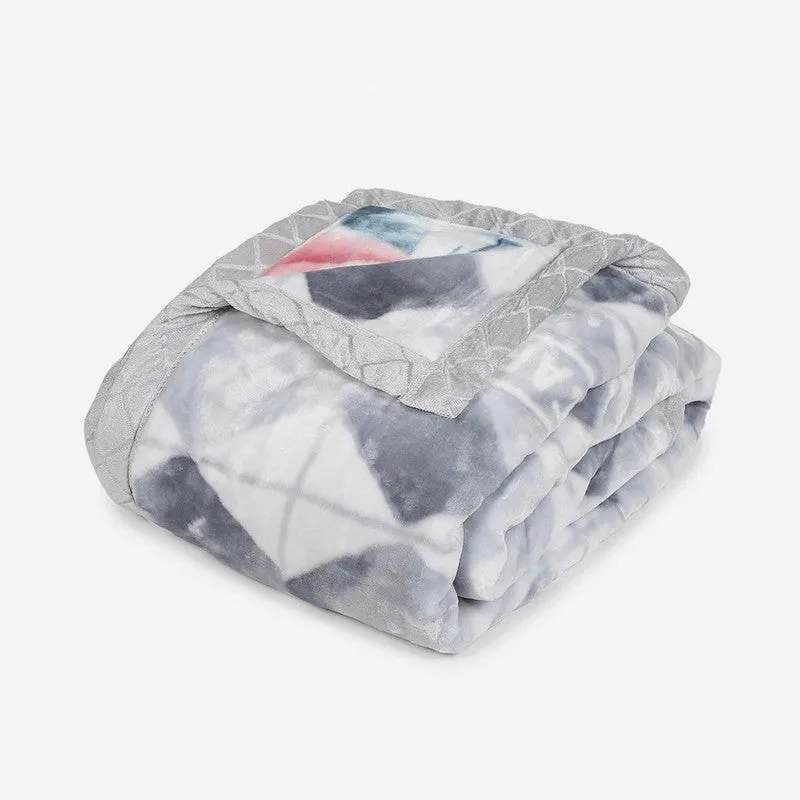 Monte Carlo Blossom Breeze Blanket - 895 GSM media 5