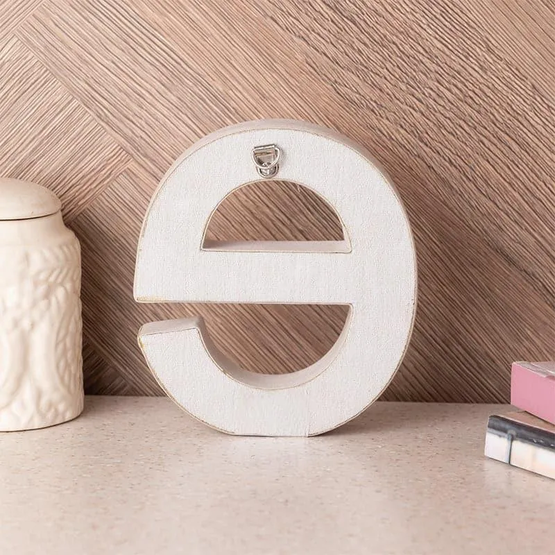 Alphabet E Showpiece media 3