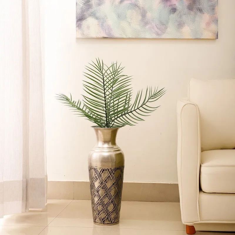 Ornique Iron Floor Vase - Silver media 1