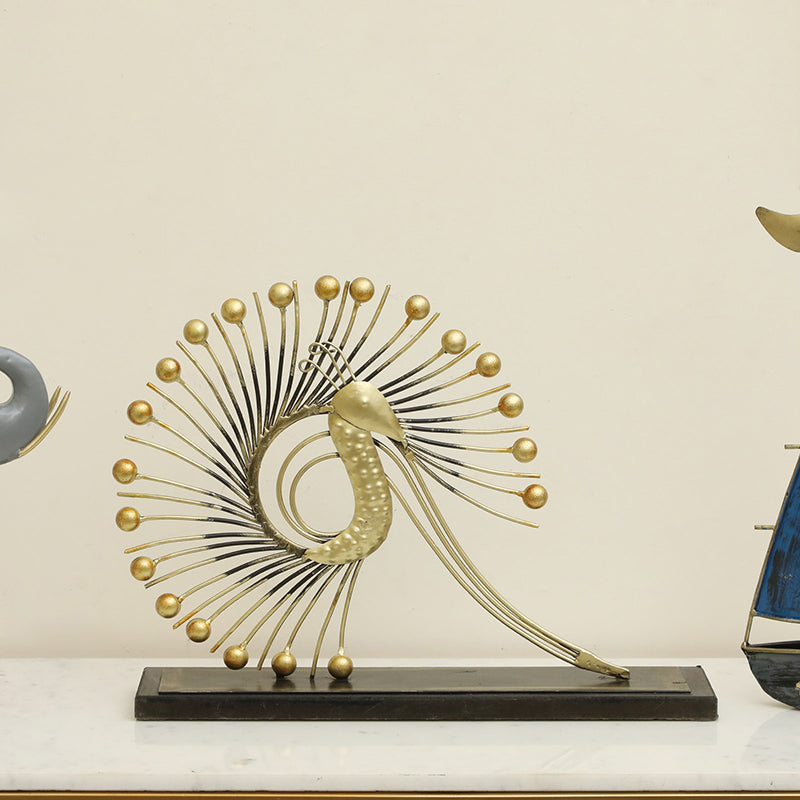 Aurum Plume Metal Showpiece