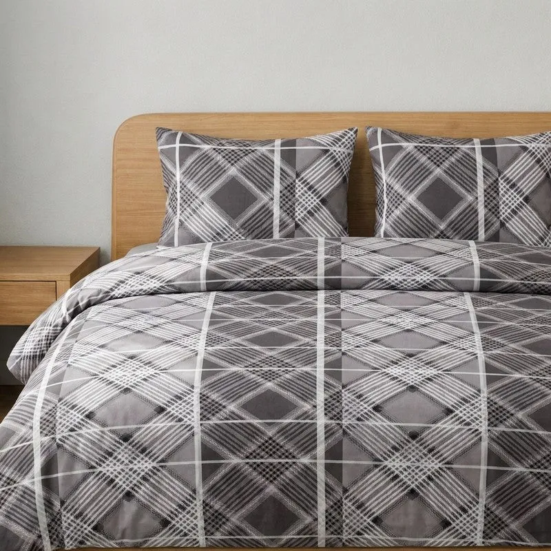 Calm Geometry Bedsheet - 190 GSM media 3