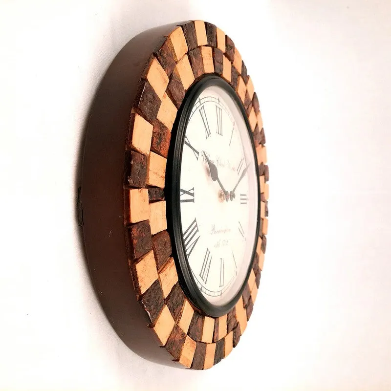 Royal Edge Dial Wooden Wall Clock media 6