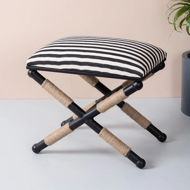 Jerrika Metallic Stool media 1