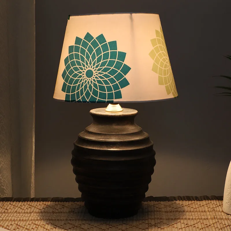 Akari Palmer Printed Mango Wood Table Lamp - Multicolor media 1