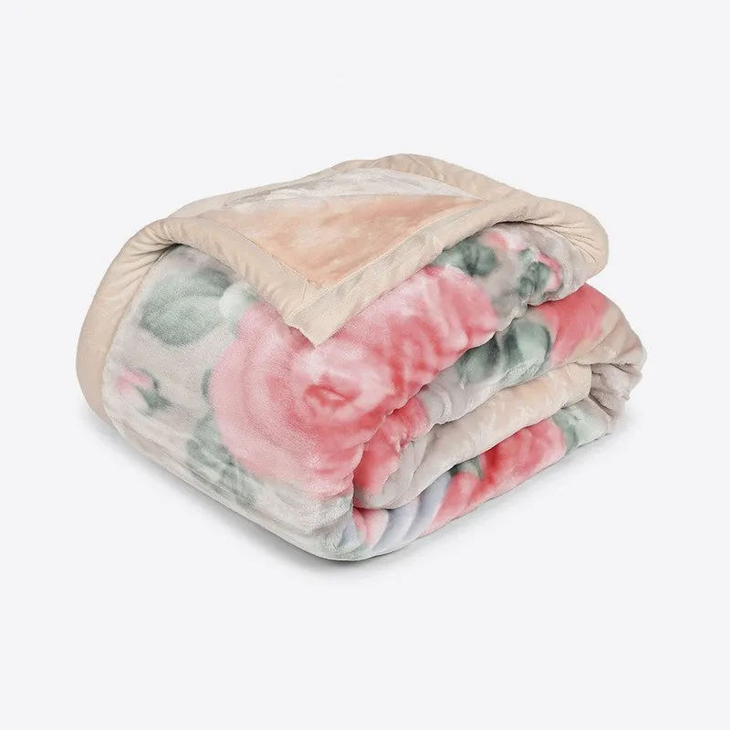 Monte Carlo Petal Dreamscape Blanket (Peach) - 895 GSM media 5