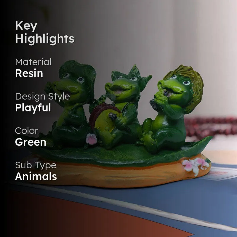 Froggy Friends Resin Showpiece media 2