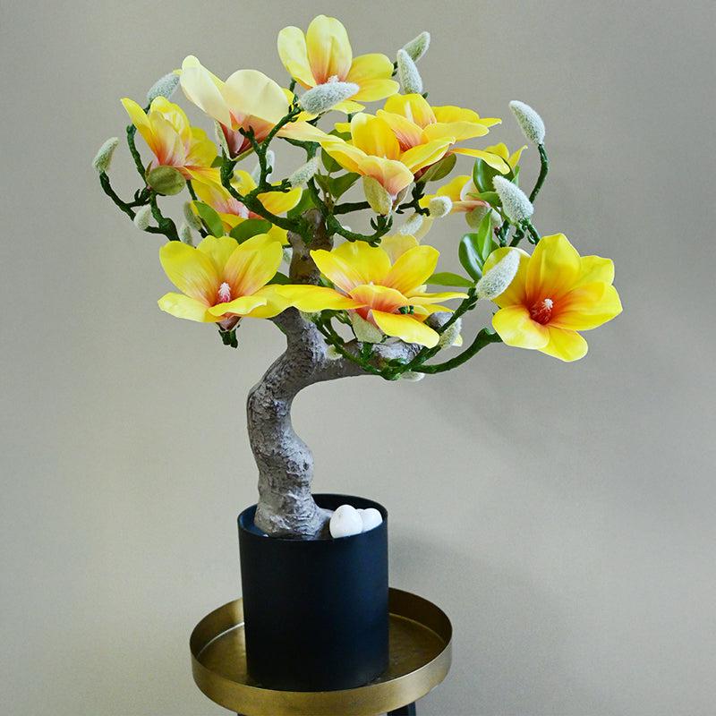 Magnira Artificial Mini Magnolia Tree With Black Plastic Pot (Yellow) - 50 cm media 3