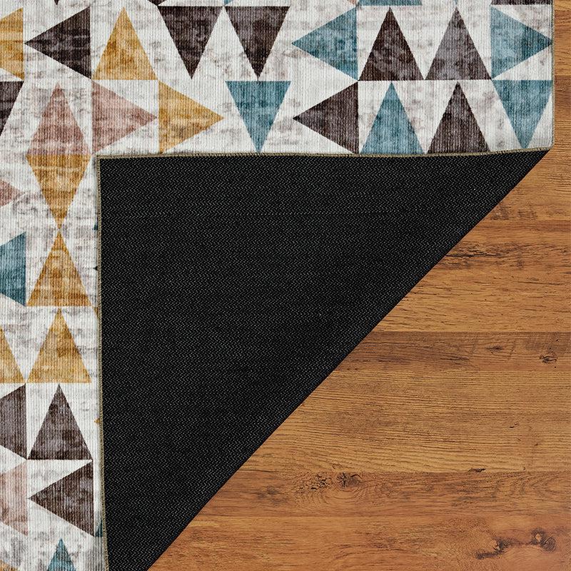 Isaac Geometric Carpet - Green & Brown media 4