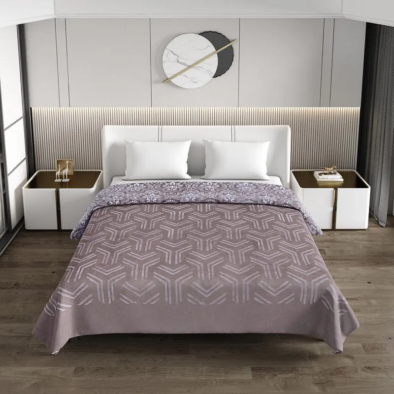 Monte Carlo Crimson Dreamscape Blanket (Brown) - 800 GSM media 4