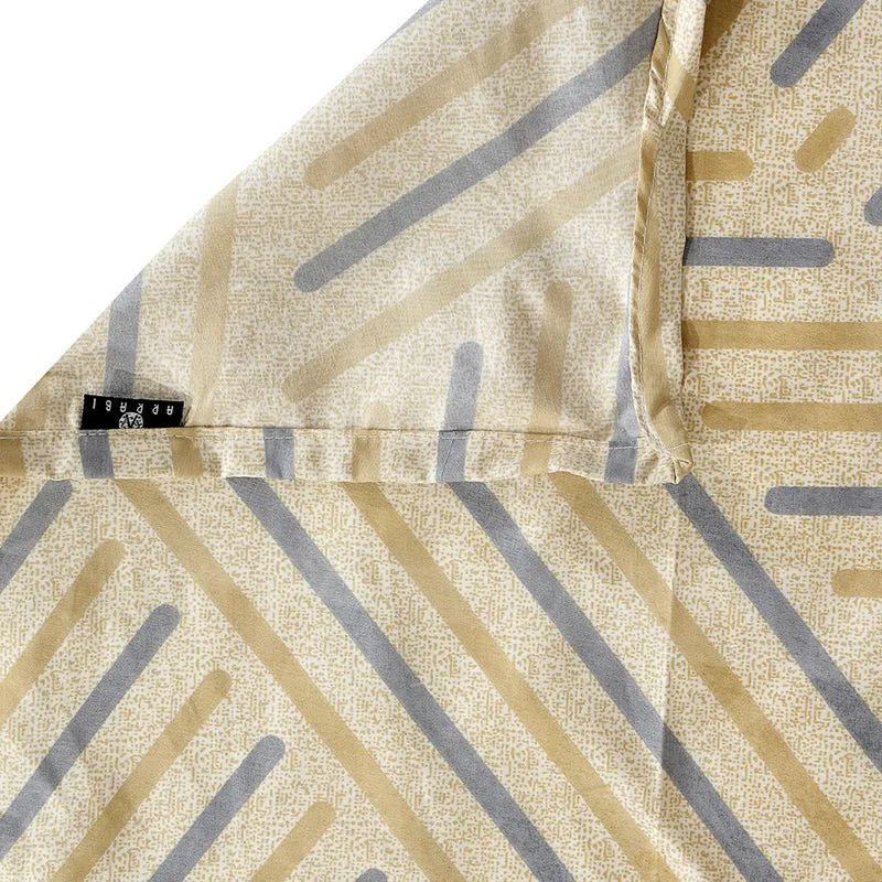 Nayla Table Cover media 5