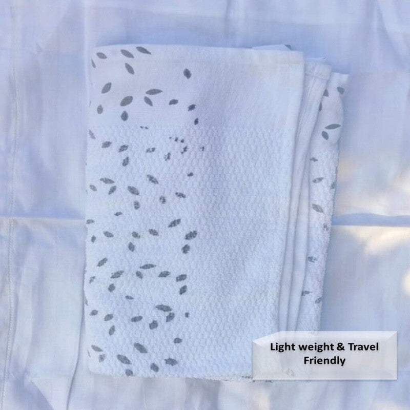Skyloom Leaf Print Cotton Bath Towels - White media 4