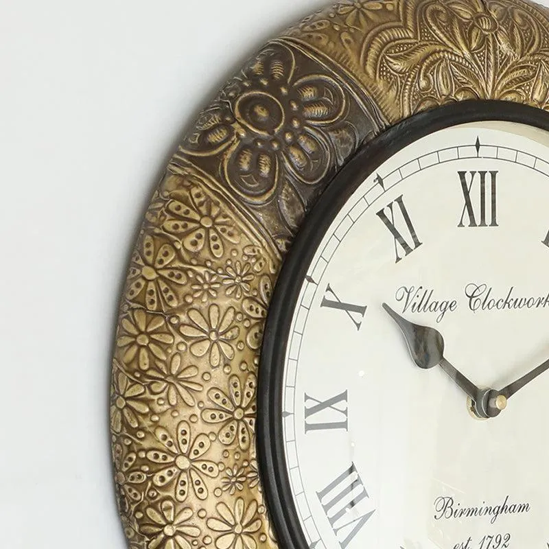 Lustrous Hour Analog Wall Clock media 4