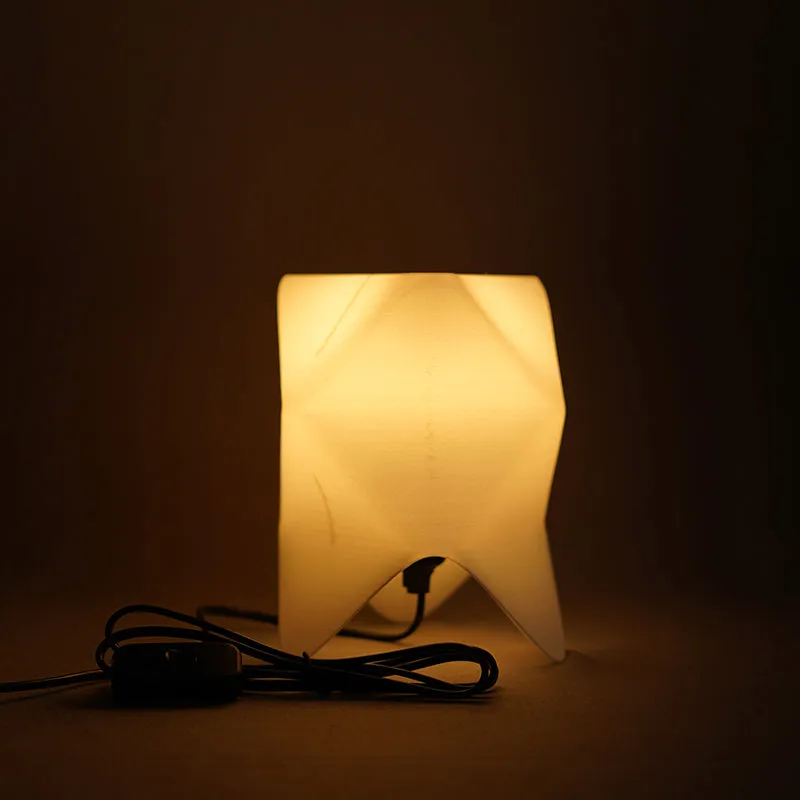 Verde Glow 3D Printed LED Table Lamp - White media 3
