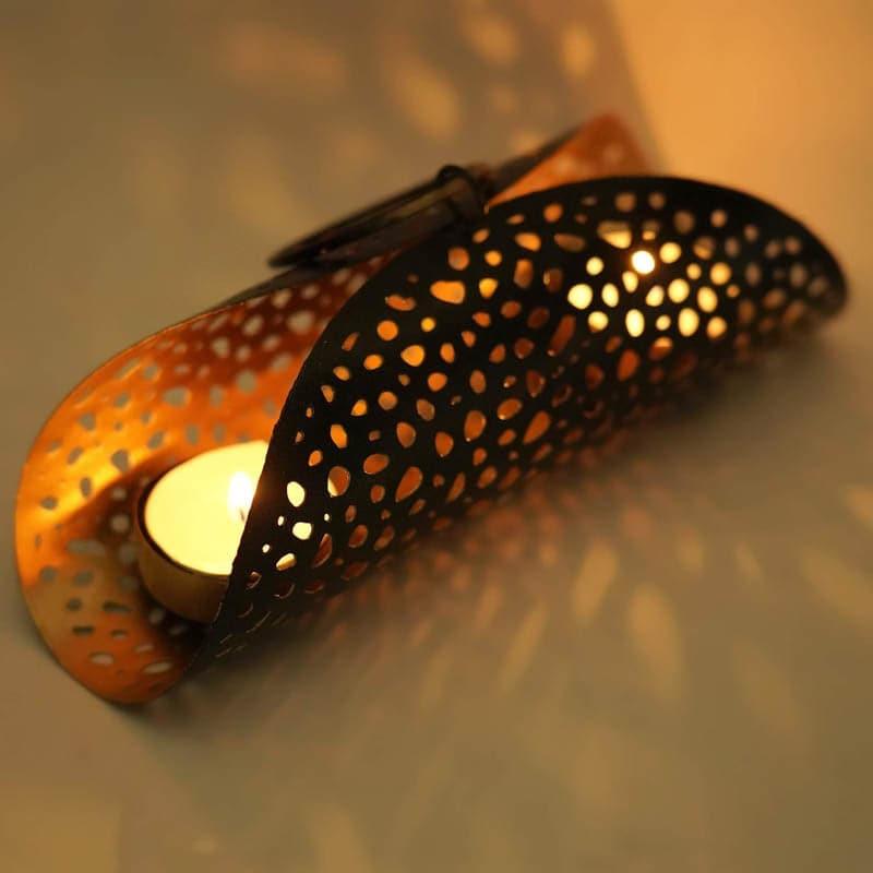Jali Shadow Tealight Holder media 3