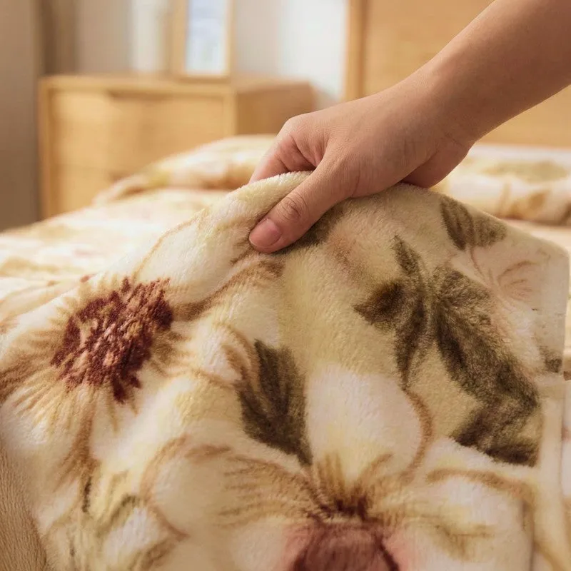 DIANA light weight Cloudy Mink Blanket - Beige media 5