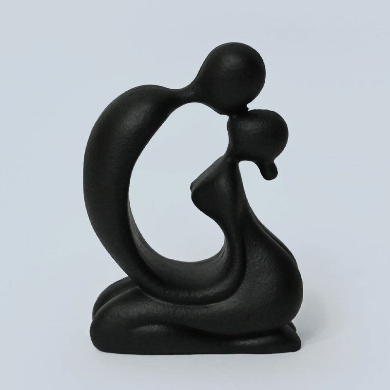 Amara Bond Showpiece media 3