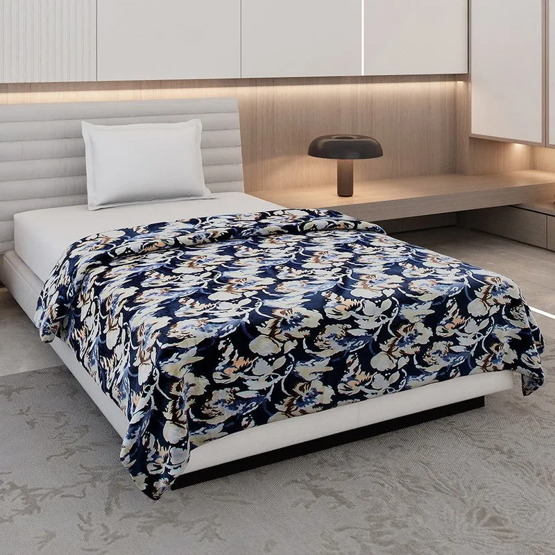 Monte Carlo Bluebloom Floral Print Polyester Blanket (Blue) - 350 GSM media 1
