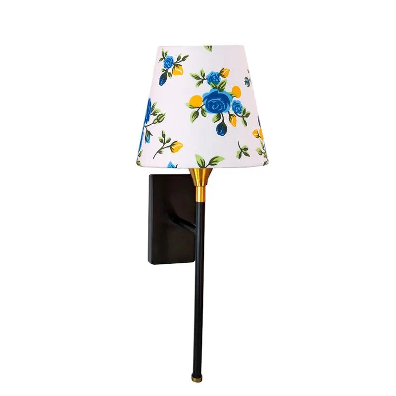 Seranova Metal Wall Lamp media 5