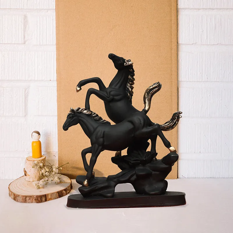 Equus Polyresin Showpiece media 4