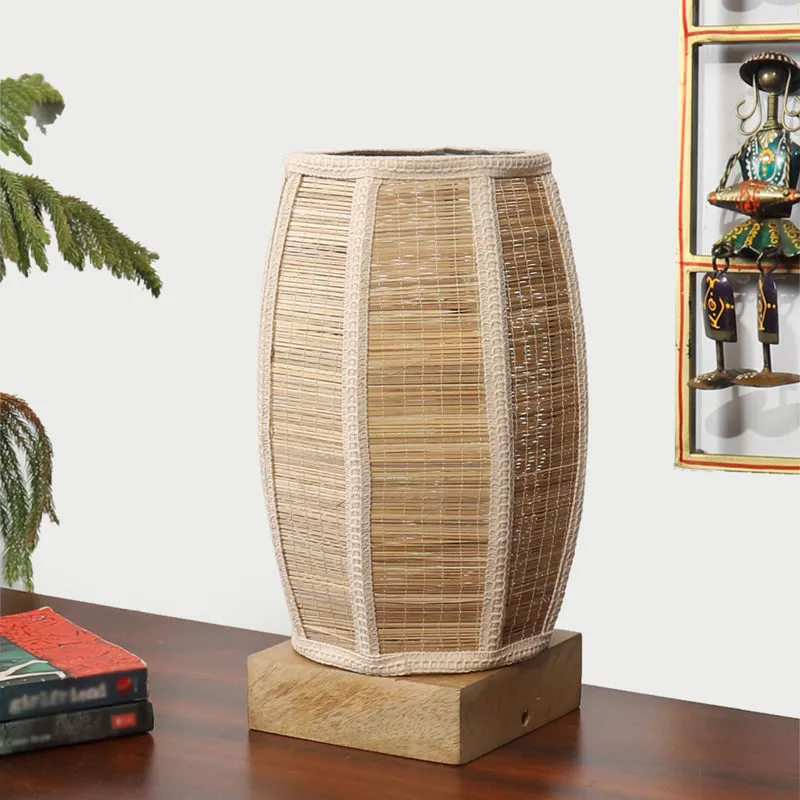 Wovara Edge Bamboo Table Lamp - Beige media 3