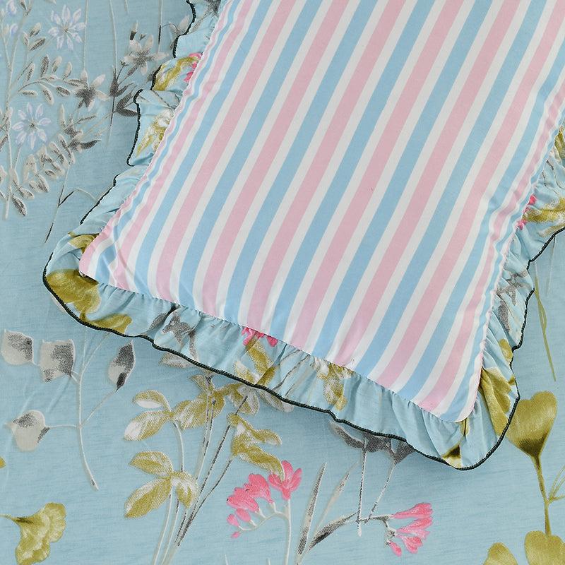 Forget-Me-Not Dreams Floral Microfiber Bedsheet - 210 GSM media 5