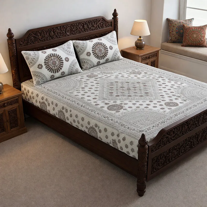 Dwanima Ethnic Cotton Bedsheet (Maroon,White) - 160 TC media 1