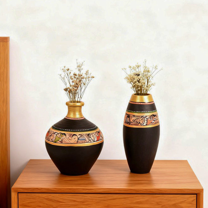 Machumu Tribal Terracotta Vase - Set Of Two