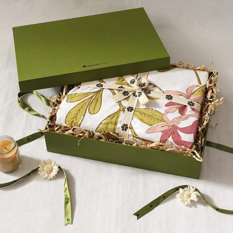 Moringa Gift Box media 1