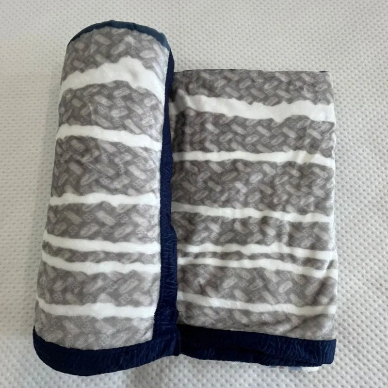 Springzy Wool Blankets - 350 GSM media 7
