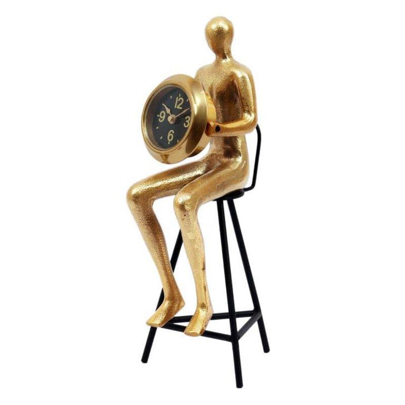 Character Table Clock - Gold media 5