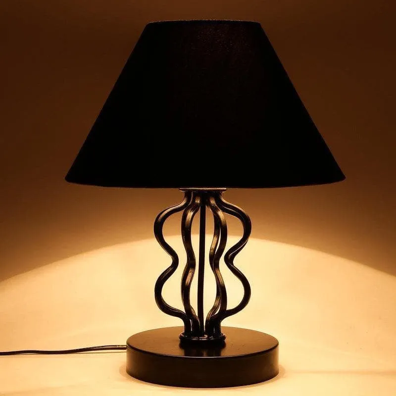 Iggly Wiggly Fabric Table Lamp - Black media 5