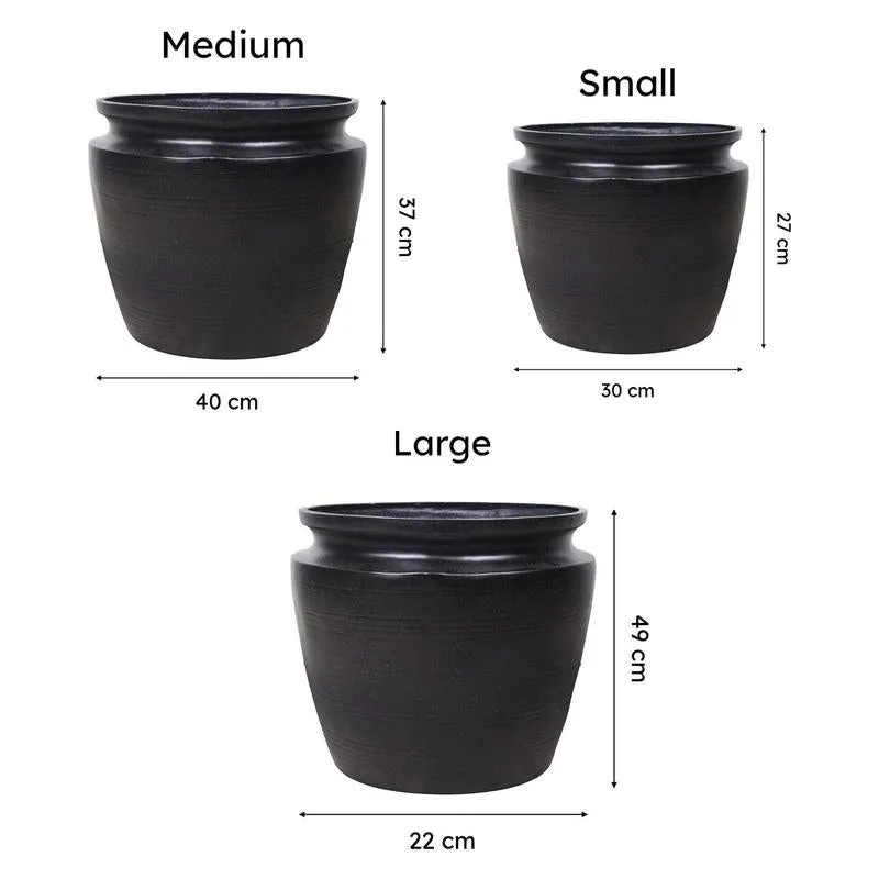 Black planter shown in three size options with measurement illustrations