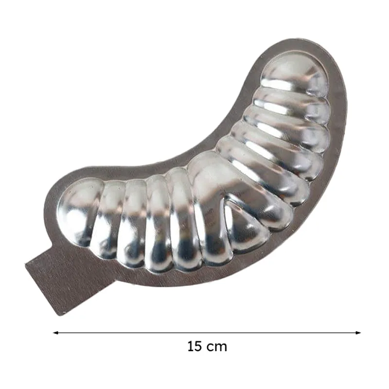 Cresent Carve Chocolate Mould - Set Of Twenty Four media 6