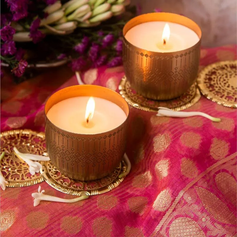 Mitha Sage & Oudh Scented Candle media 4