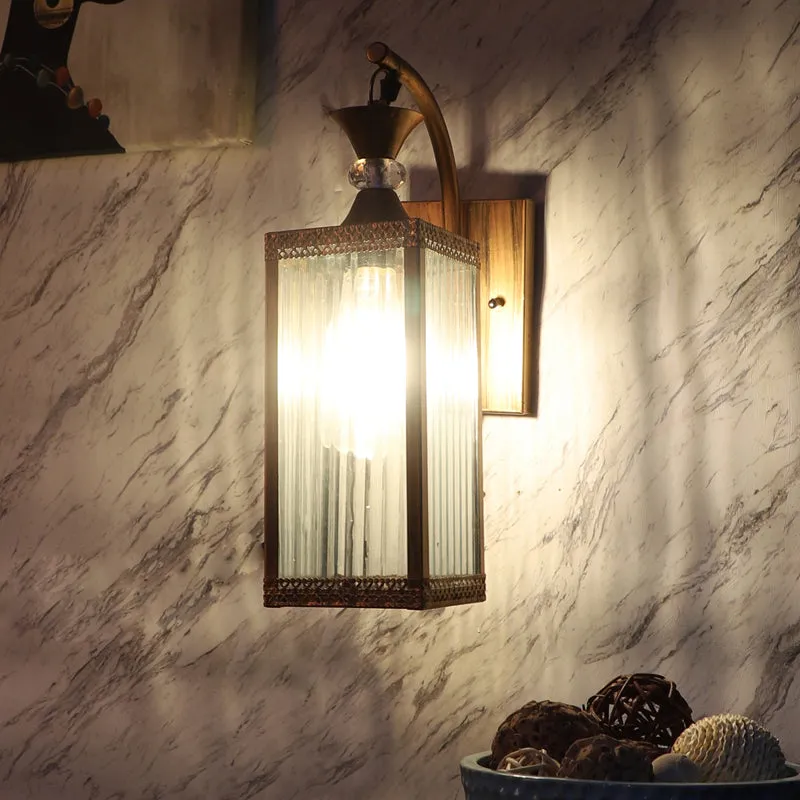 Lynx Iron Wall Lamp media 4