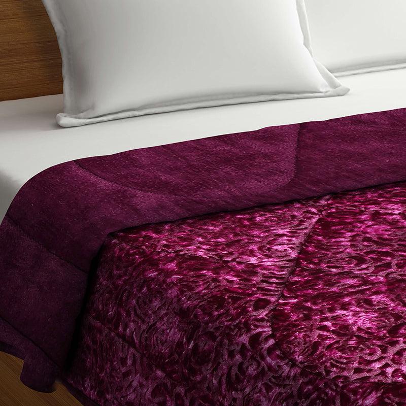 Ranjani Polyester Double Comforter - 950 GSM media 4