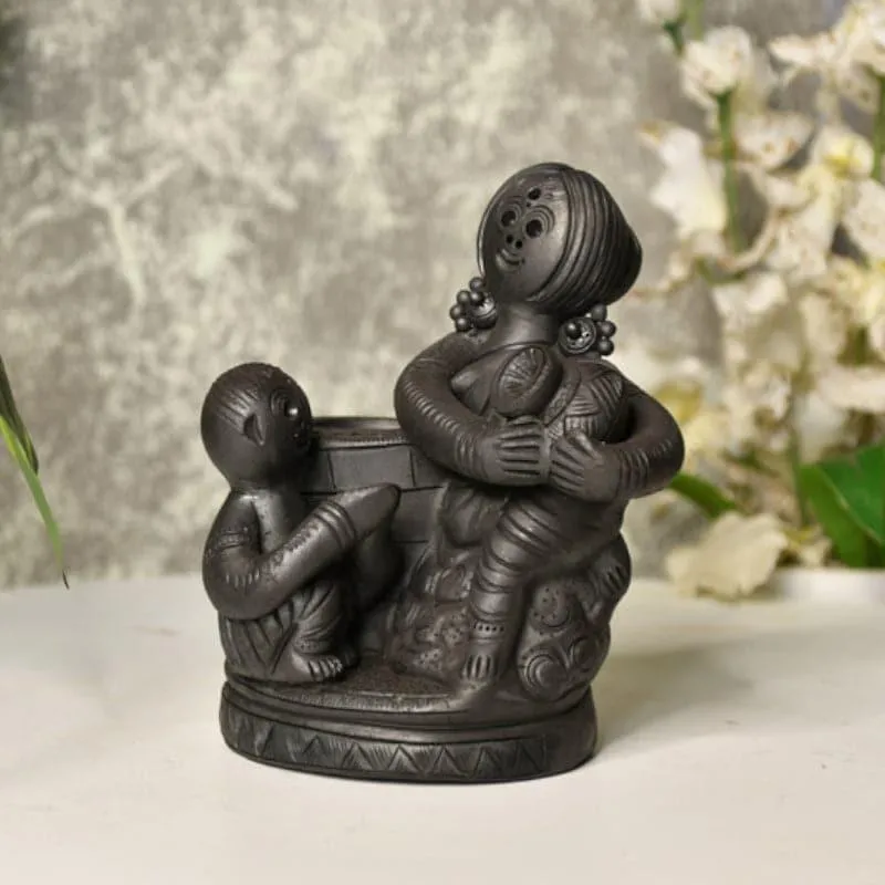 Mother Child Bond Showpiece media 1