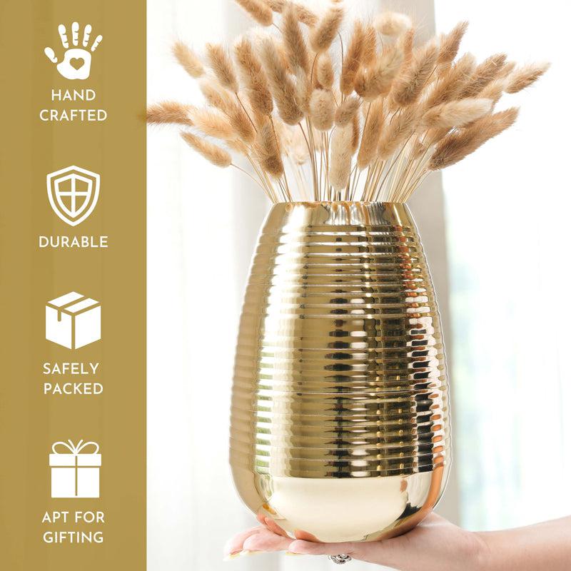 Hama Ribbed Metal Vase media 3