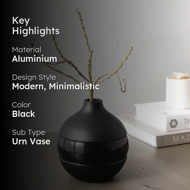 Daino Enamel Vase - Black media 2