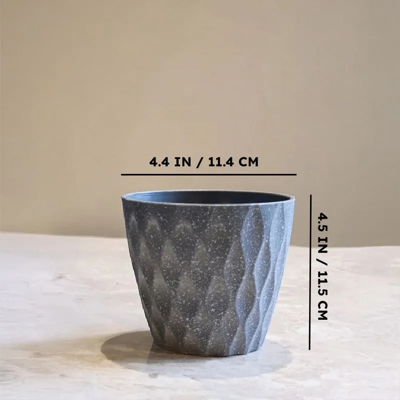 Zenvia Textured Plastic Planter - Set Of Three media 8