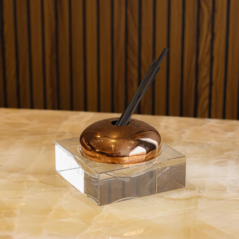GoldBlob Crystal & Metal Showpiece media 3