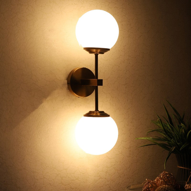 Meadow Iron Wall Lamp media 4