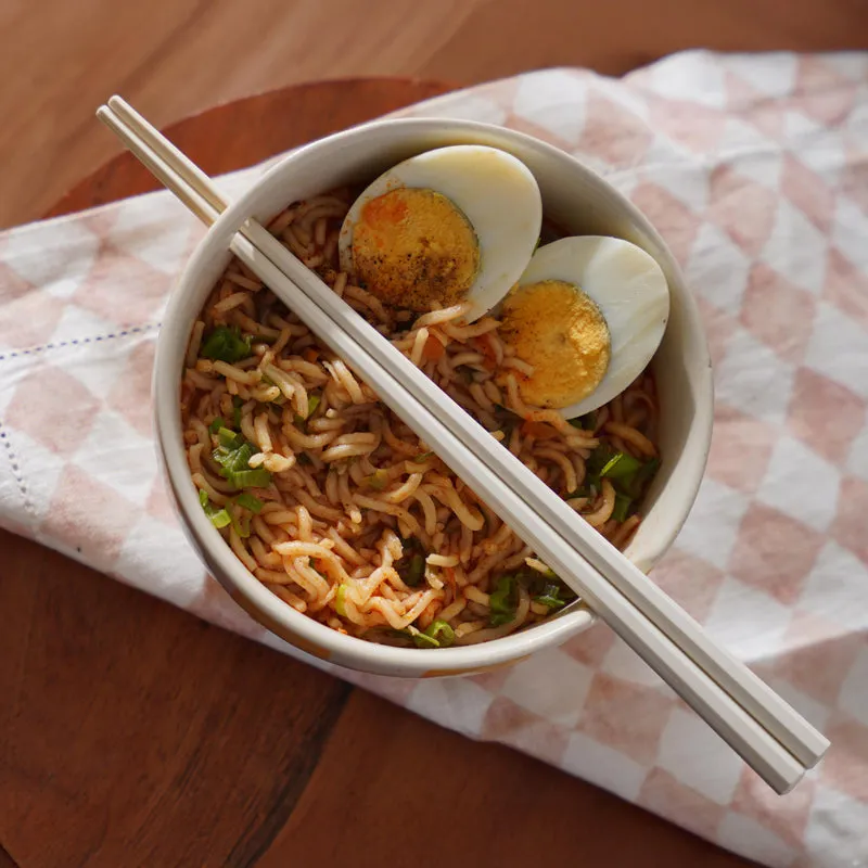 Elara Ramen Bowl With Chopstick media 4