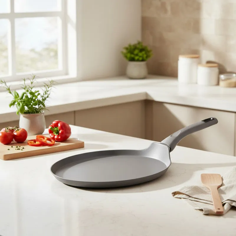 Wellberg Matte Finish Cast Aluminium Dosa Tawa - 29 cm media 1