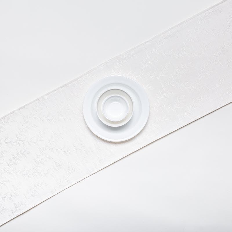 Elle Leafsy Jacquard Table Runner - White media 3