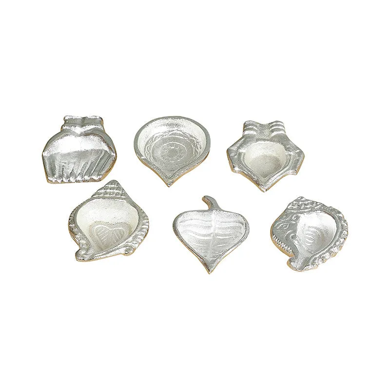Shankh Aluminium Diya - Set Of Six media 5