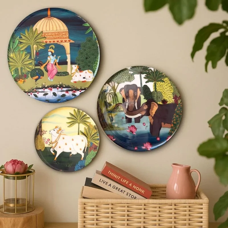 Kamadhenu Pastures Wall Plate - Set Of Three media 1