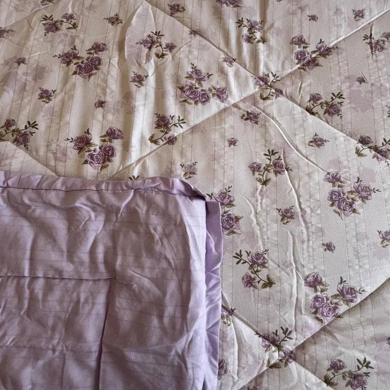 Fleuris Cotton Comforters (White,Purple) - 350 GSM media 5