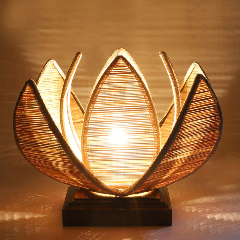 Ornexa Bamboo Rose Edge Table Lamp - Beige media 5